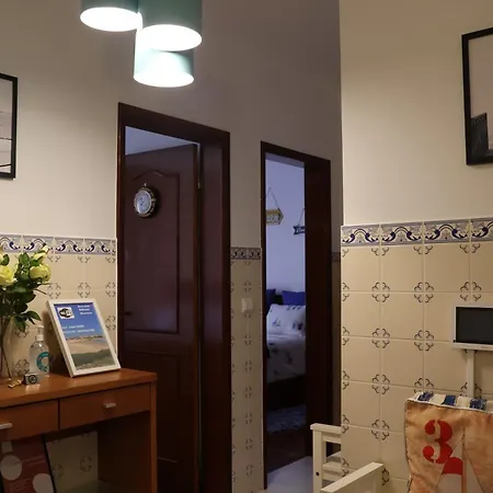 Bba1 Climatise Centre-ville * Ferrel (Leiria)