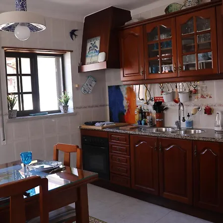 Bba1 Climatise Centre-ville * Ferrel (Leiria)